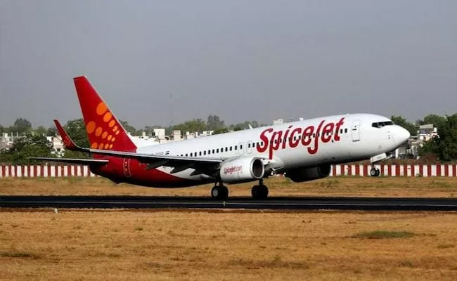 SpiceJet Cargo Flight Returns to Kolkata After Weather Radar Stops Working - Sakshi