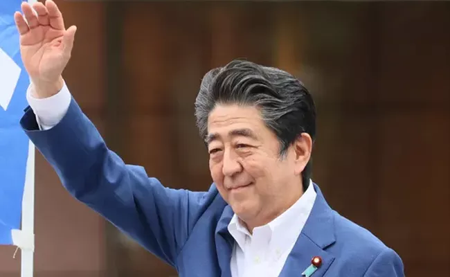 Former Japanese PM Shinzo Abe passes away - Sakshi