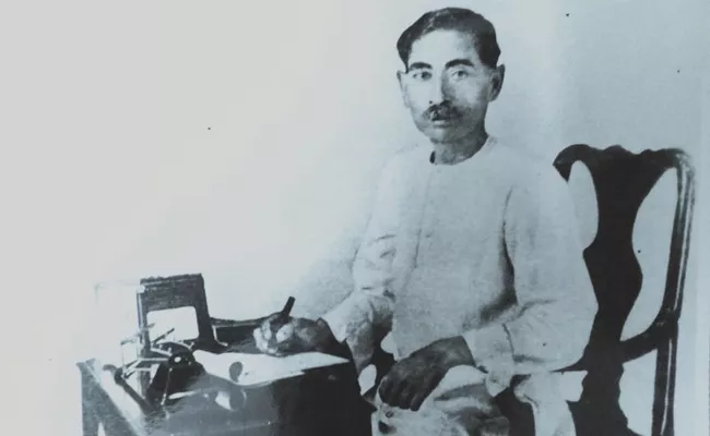 Azadi ka Amrit Mahotsav: Freedom Fighter Munshi Premchand - Sakshi