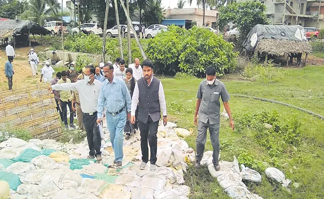 Monitoring of central teams in flood affected areas Andhra Pradesh - Sakshi