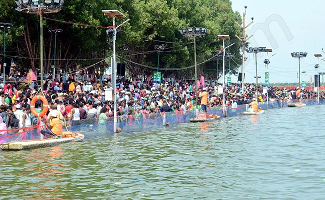 Rottela Panduga At Swarnala Cheruvu Of PSR Nellore District - Sakshi