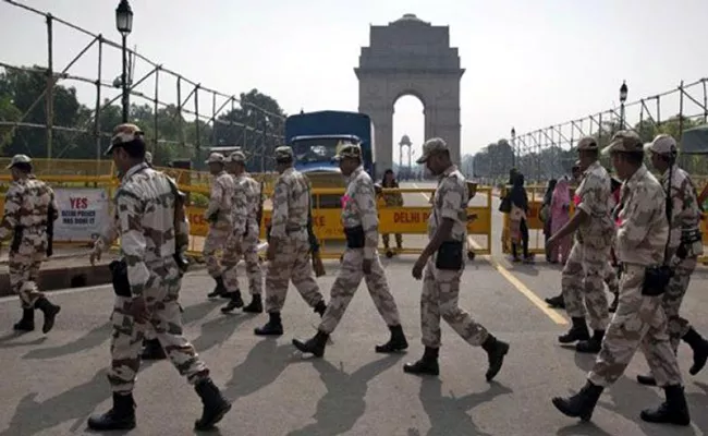 Delhi: 6 arrested with over 2,000 cartridges before Independence Day - Sakshi