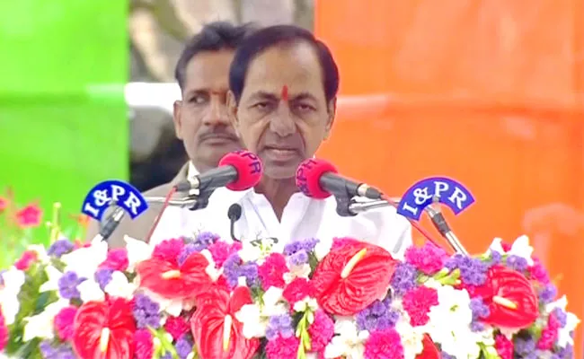 CM KCR Independence Day Speech At Golkonda Fort - Sakshi