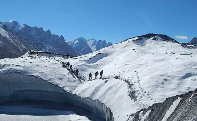 Army Jawan Body Found 38 Years After He Went Missing In Siachen - Sakshi