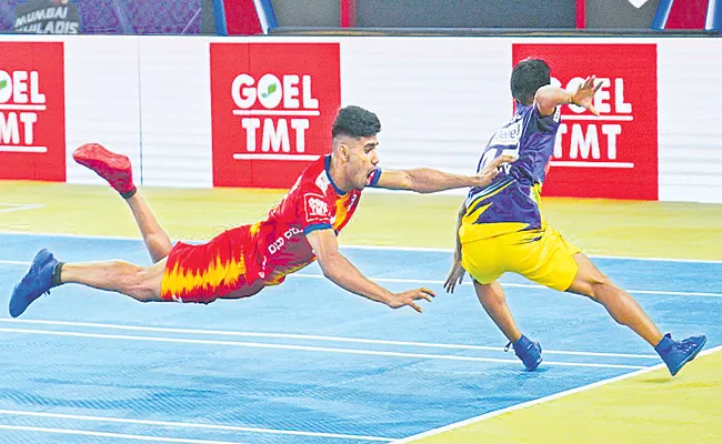 Ultimate Kho Kho: Telugu Yoddhas beat Chennai Quick Guns - Sakshi