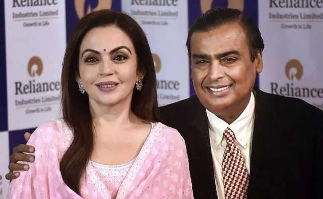 Mukesh Ambani And His Family Received Threat Calls From Reliance Foundation Hospital Number - Sakshi