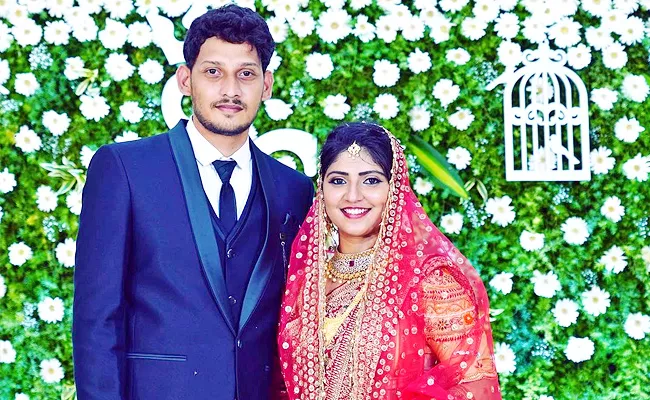 Tv Actress Shabeena Shaik Engagement Photos Goes Viral - Sakshi