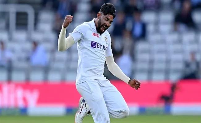 Warwickshire sign Mohammed Siraj for three matches - Sakshi