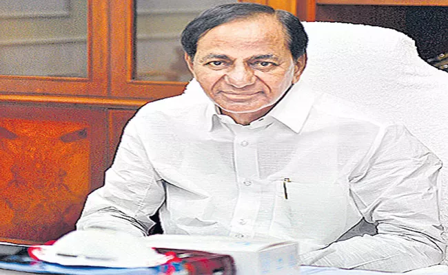 Telangana CM KCR Pays Tribute To Sardar Sarvai Papanna - Sakshi