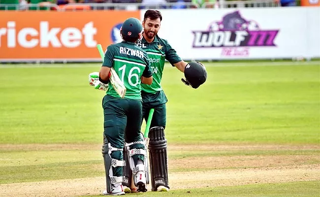 Pakistan Beat Netherlands By 7 Wickets 2nd ODI Clinch Series 2-0 Lead - Sakshi