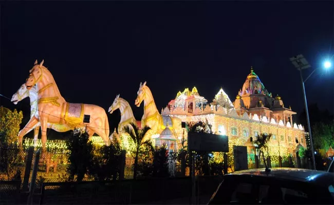 Sri Krishna Janmashtami Special Iskcon Temple Anantapur - Sakshi