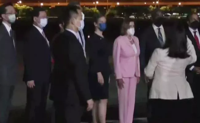 Nancy Pelosi Arrived Taiwan Despite China Threats - Sakshi