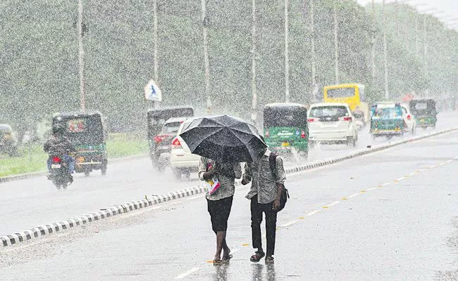 Moderate To Heavy Rains Over Next 2 Days in Telangana: IMD - Sakshi