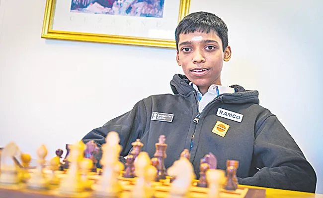 FTX Crypto Cup: Praggnanandhaa slips to second spot after first loss - Sakshi