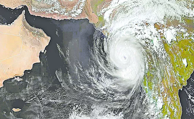 Air Circulation Has Weakened In The Bay Of Bengal - Sakshi