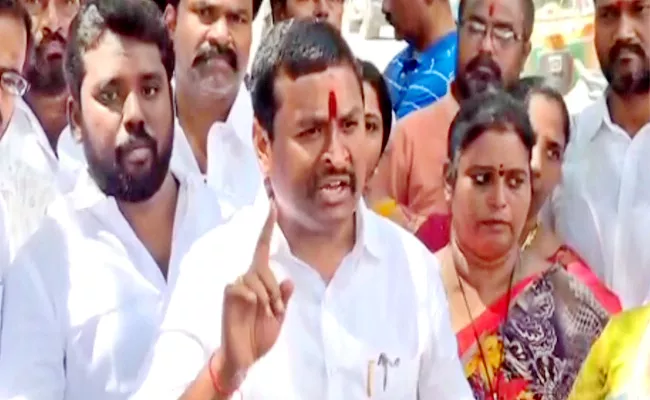 YSRCP Leader Vellampalli Srinivas Slams Pawan Kalyan - Sakshi