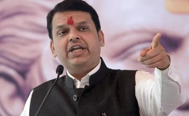 Devendra Fadnavis On Bilkis Bano Case Convicts - Sakshi