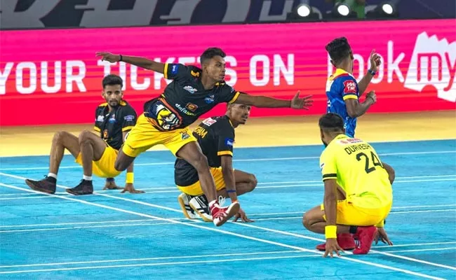 Ultimate Kho Kho: Telugu Yoddhas Beat Mumbai Khiladis Claim Top Spot - Sakshi