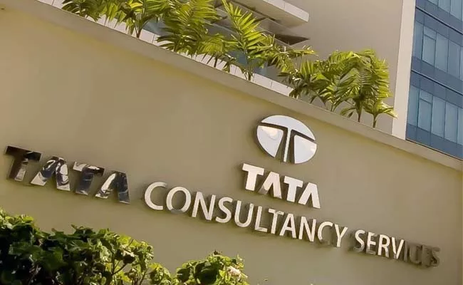 TCS Says No Delay in Employees to Get 100pc Variable Pay June Quarter - Sakshi