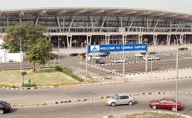 Chennai: Nri Arrested In Airport For Left His Mother In India - Sakshi