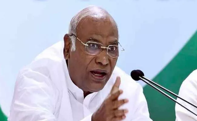 No One Has Pan India Appeal Like Rahul Gandhi Says Kharge - Sakshi