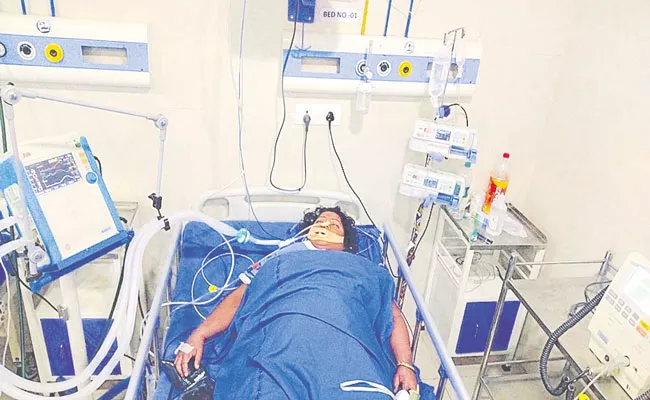 Four Women Fell Ill After Family Planning Operation In Ranga Reddy District - Sakshi