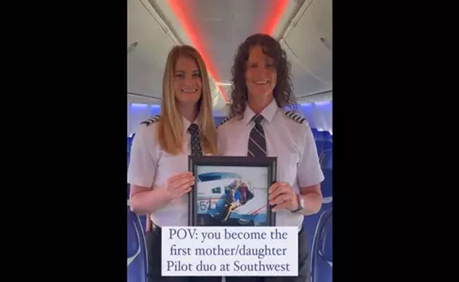 Viral Video: Daughter And Mom Duo Flying Plane Together As Co Pilots - Sakshi