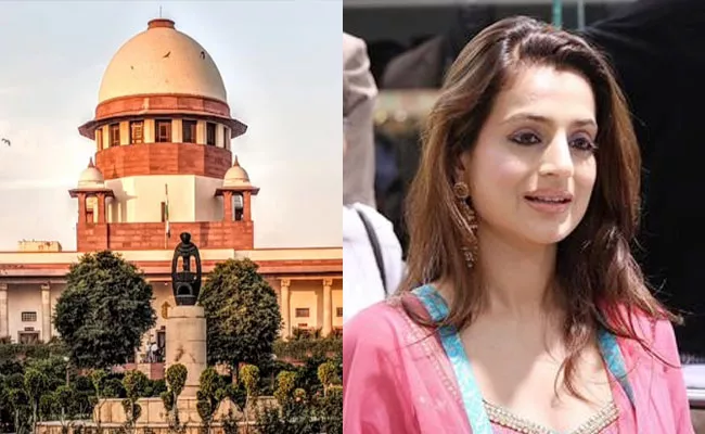 Supreme Court Stays Proceedings Against Actress Ameesha Patel For Cheating Case - Sakshi