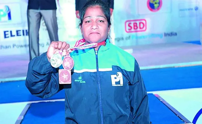 Gland Pharma Financial Support Rs 2 Lakh to Power Lifter Chandrakala - Sakshi