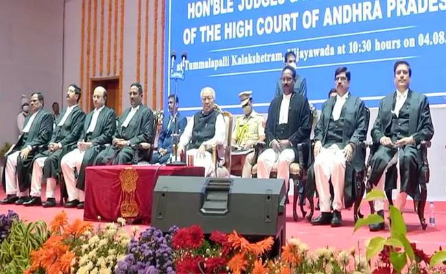 Seven New Judges Of AP High Court Took Oath - Sakshi