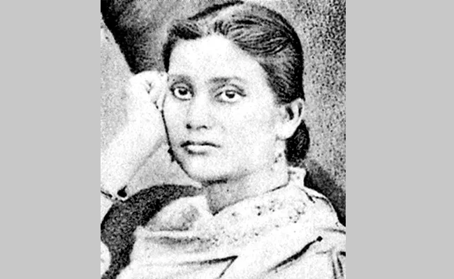 India@75 Kadambini Ganguly Indian First Female Doctor Remembrance - Sakshi