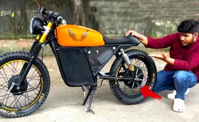 Youtuber Suzuki Ax100 Converted To Electric In Rs 18,500 With 200km Range - Sakshi