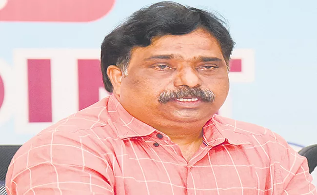 Mining Director Venkata Reddy says There is no beach sand mining - Sakshi