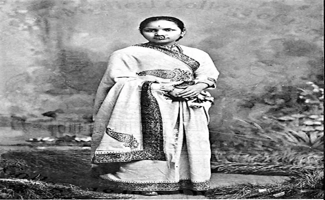 Azadi Ka Amrit Mahotsav First Indian Female Doctor Anandi Gopal Joshi - Sakshi