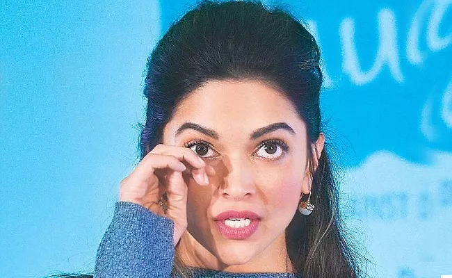 Deepika Padukone Recalls Her Battle With Depression - Sakshi