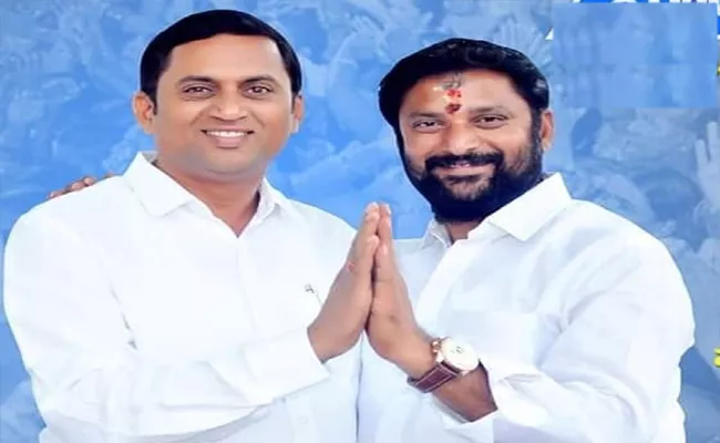 Friendship Day 2022: Long Time Friends, Suppeort In Hard times In karimnagar - Sakshi