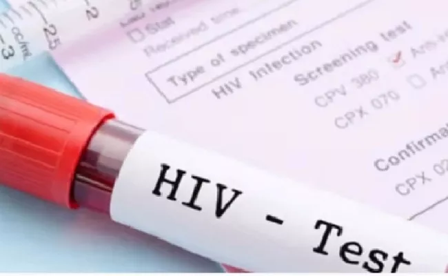 Hyderabad: 3 Year Old Thalassemia Patient Tests HIV Positive At Nallakunta - Sakshi