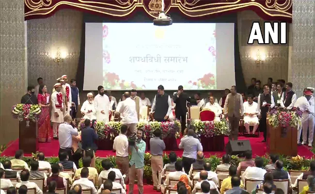 Maharashtra Cabinet Expansion: 18 Ministers Sworn, 9 Each From BJP Eknath Team - Sakshi