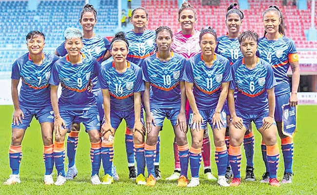 Bangladesh Defeat India South Asia Football Championship - Sakshi