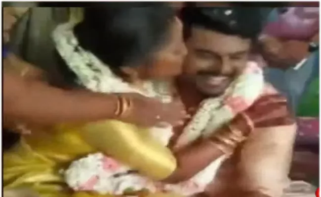 Viral Video: Bride Excited on her Wedding in Tamil Nadu - Sakshi