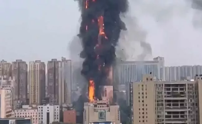 Viral Video: Major Fire Broke Out In Skyscraper In China - Sakshi