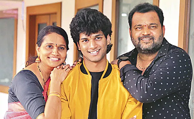 Actor Prabhakar Son Chandrahas Tollywood Entry - Sakshi