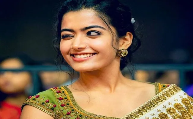 Rashmika Mandanna  Gets Another Big Offer In Bollywood - Sakshi