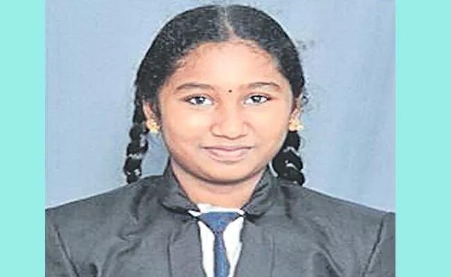 Nidadavolu Student Kunchala Kaivalya Reddy Discovered Planet Fragment - Sakshi