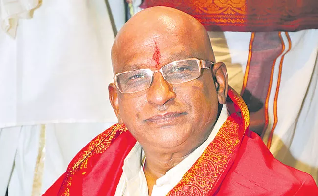 Priority to Common Devotees in Tirumala Srivari Brahmotsavam: YV Subba Reddy - Sakshi