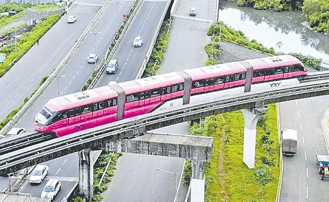 Mumbai Monorail: Continues to be Plagued with Financial Problems - Sakshi