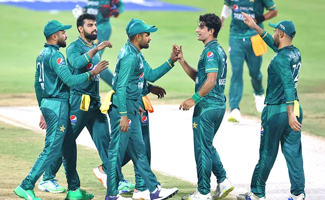 Pakistan displace India in elite list after huge 155run victory over Hong Kong - Sakshi