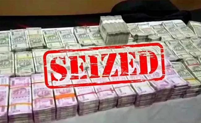 Hyderabad: Rs 1 Crore Unaccounted Cash Seized From Scrap Vendor - Sakshi