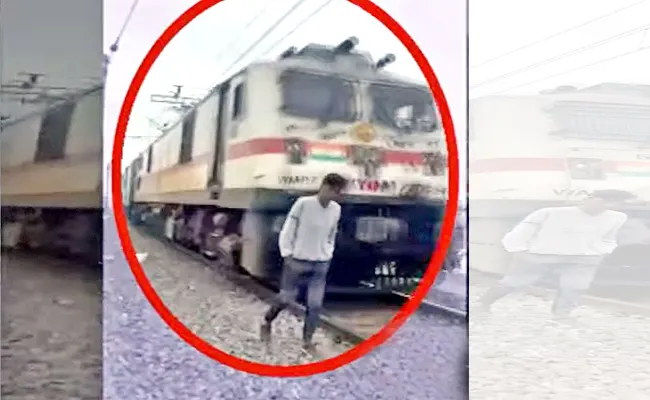 Youth Injured Hit By Train While Making Reels At Warangal - Sakshi