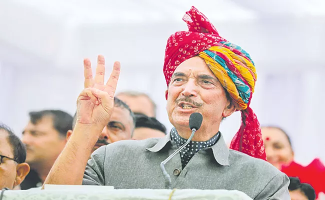 Jammu Kashmir: State status for Kashmir is the agenda says Ghulam Nabi Azad - Sakshi